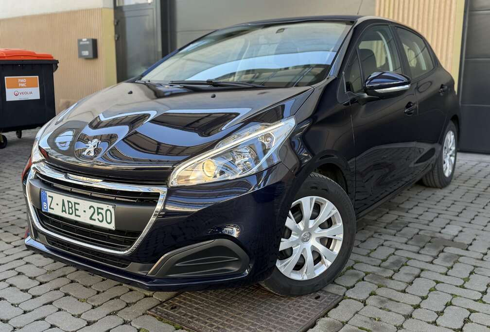 Peugeot 208 1.2i PureTech Style