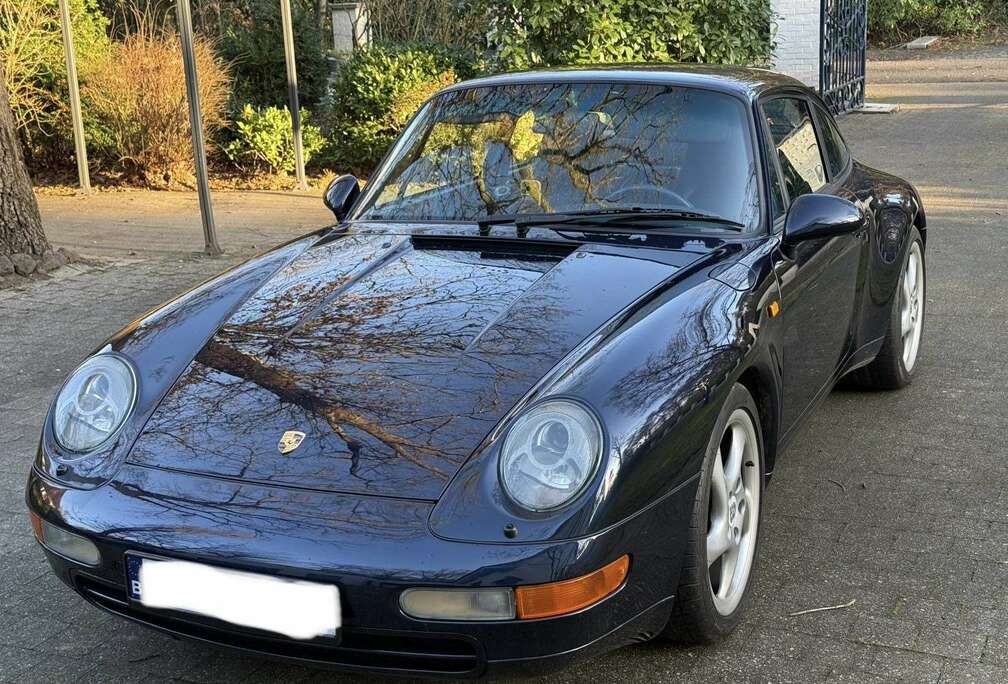 Porsche 911 Carrera