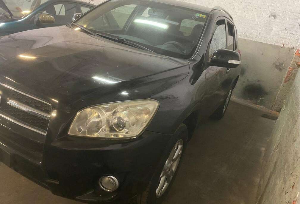 Toyota 2.0  2009