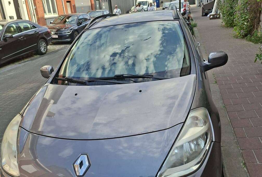 Renault Clio 1.2i Authentique