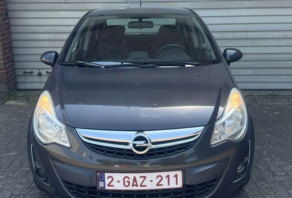 Opel Automaat Opel Corsa 1.2 benzin