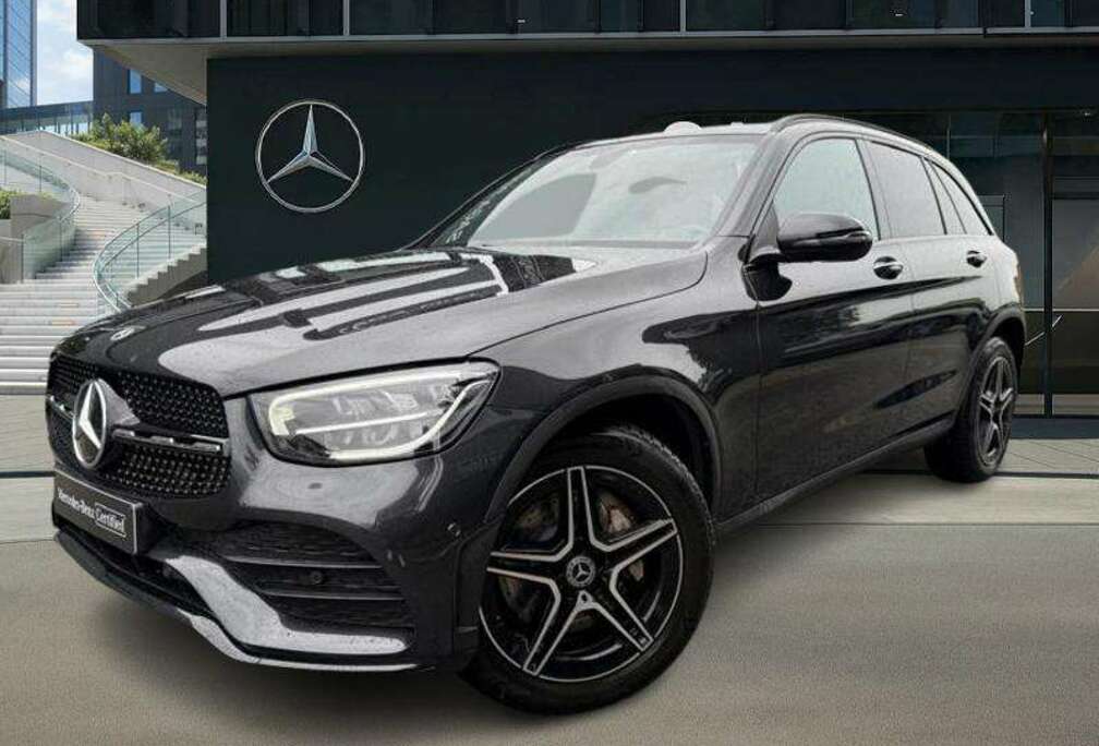 Mercedes-Benz d 4MATIC AMG Line