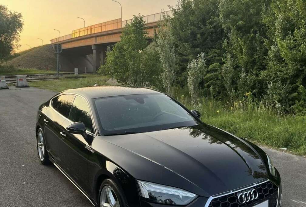 Audi Sportback 35 TFSI S tronic line