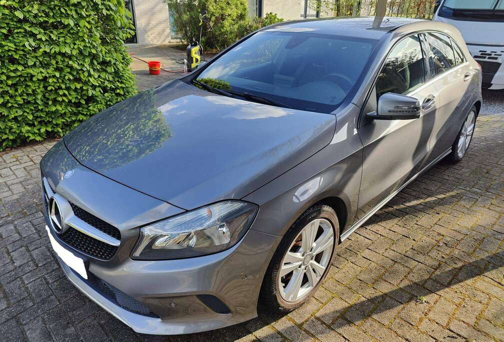 Mercedes-Benz A 180