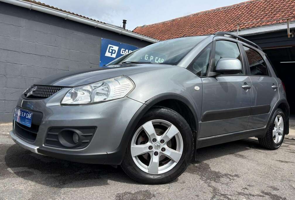 Suzuki 1.5i GL Exterior