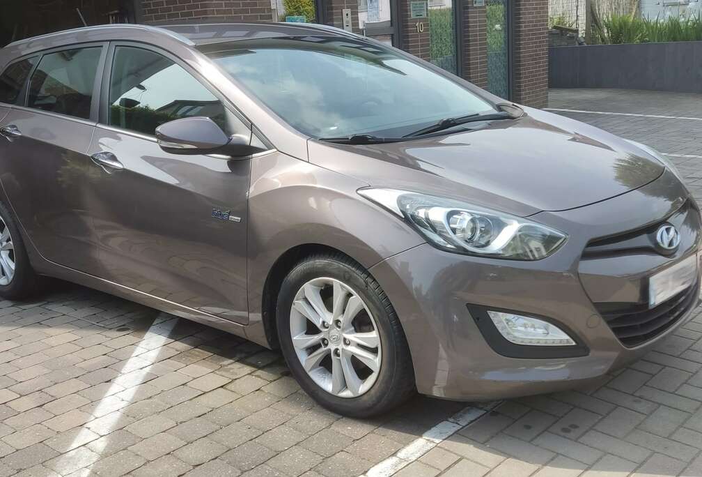 Hyundai SW 1.6 CRDi 110 Pack Business