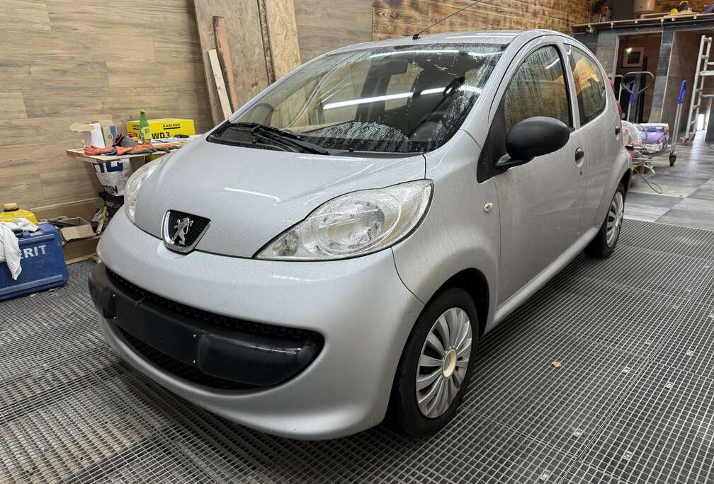 Peugeot 1.0i 12v Trendy prete a immatriculer