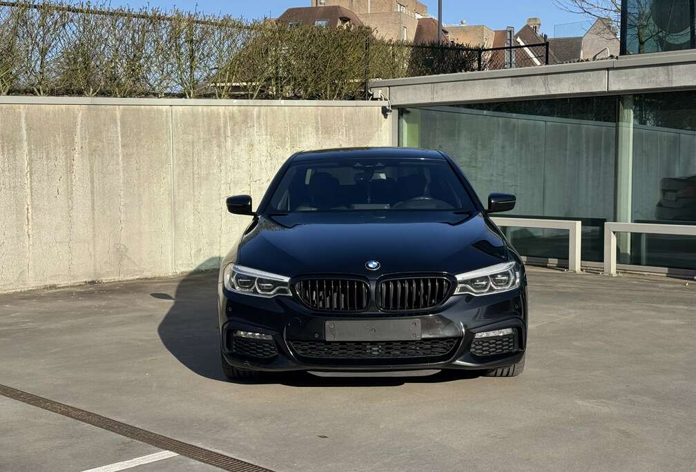 BMW 530e M-Pakket 2018 . 175.000Km Topstaat
