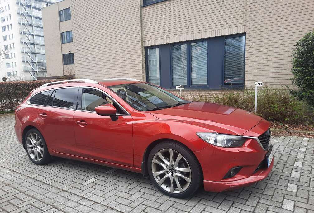 Mazda 6  2.2 Kombi SKYACTIV-D Sports-Line