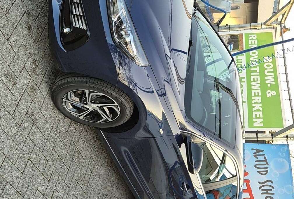 Hyundai Fastback 1.0 T-GDi MHEV Techno DCT