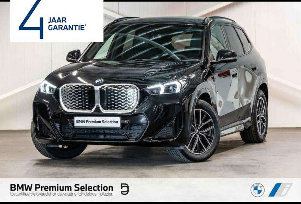BMW eDrive20 M Sport  TOWB KEYLESS