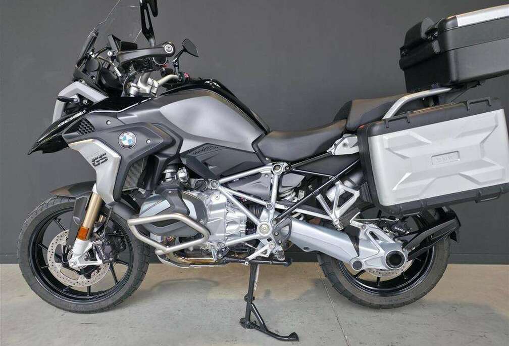 BMW 0