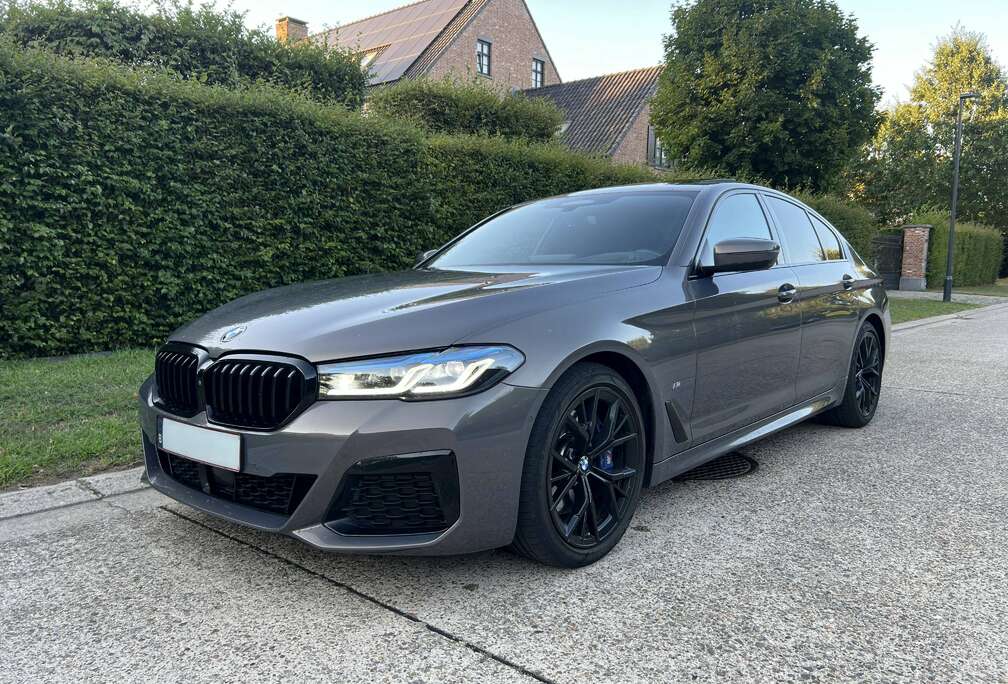 BMW BMW 530i M Pack | Garantie | Harman Kardon | Remote Control | Laserlights | Drive Assist | Trkhk | ALVITGRAU | ...