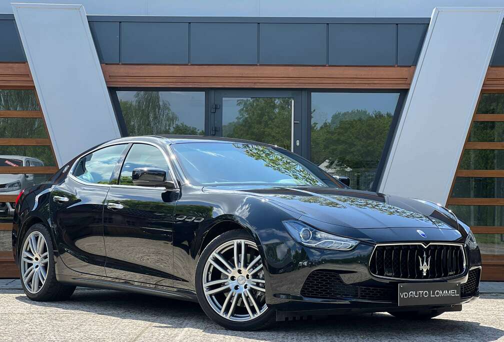 Maserati SQ4 3.0 V - AUTOMAAT/ 4X4/ CAMERA/ 410PK/ GARANTIE