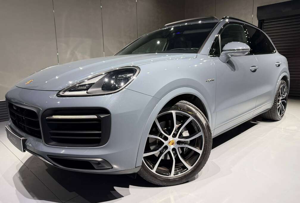 Porsche Cayenne 3.0i V6 PHEV Tiptronic S EDITION PLATINUM//PACK SPORT CHRONO//TOIT PANO//BOSE//