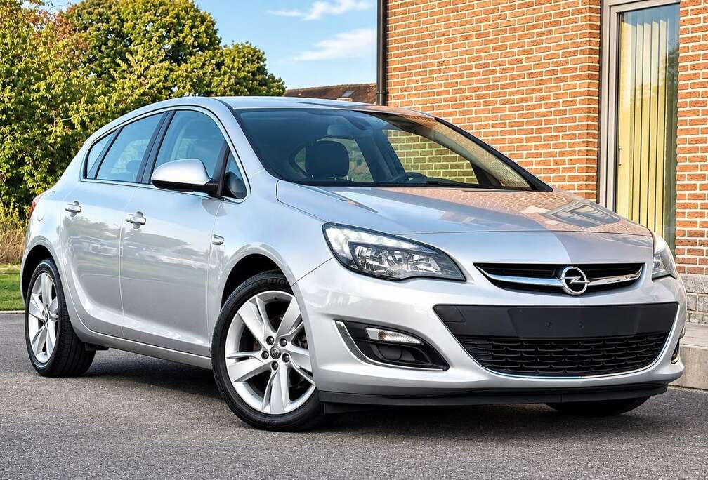 Opel Astra 1.4i Première main, Carnet entretien