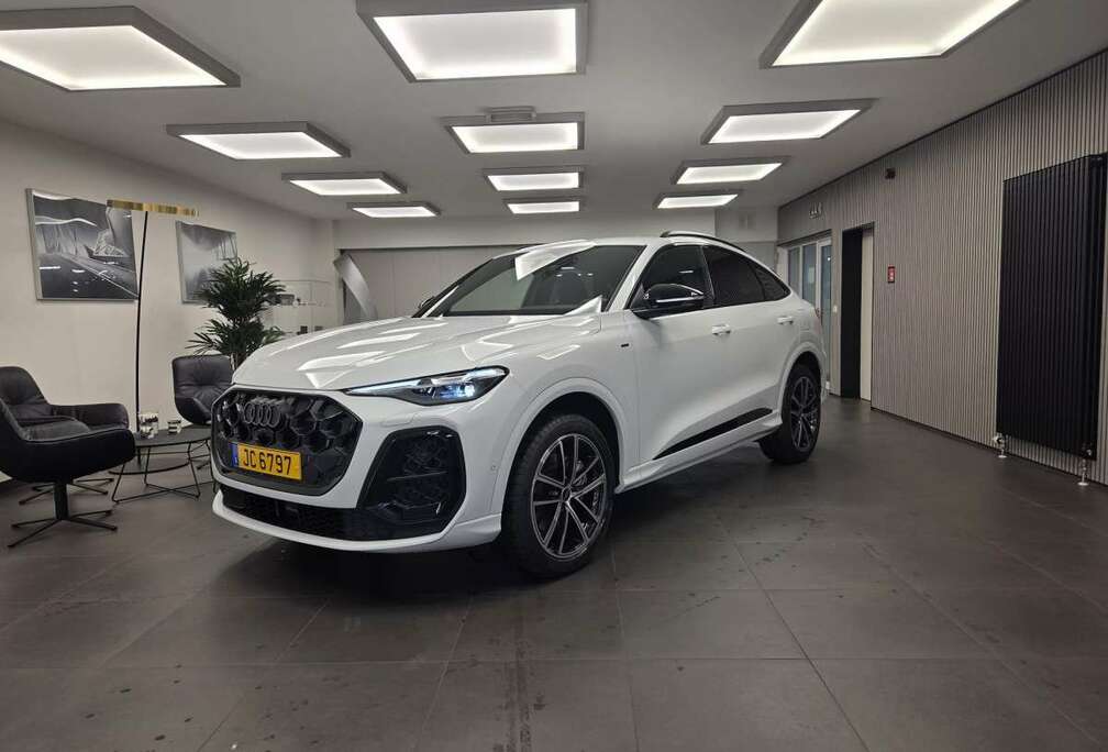 Audi Sportback S line e-hybrid quattro 299ch / 220kW S