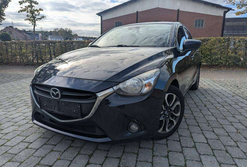 Mazda 2 1.5i Skyactiv-G Skydrive Play Edition