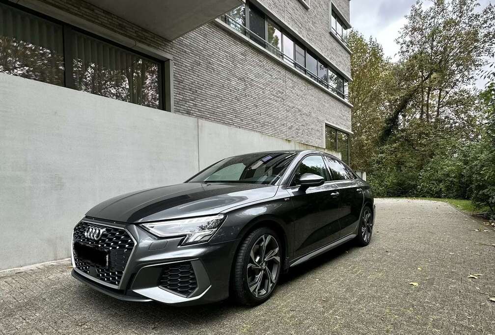 Audi 35 TFSI cylinder on demand Limousine S tronic spor