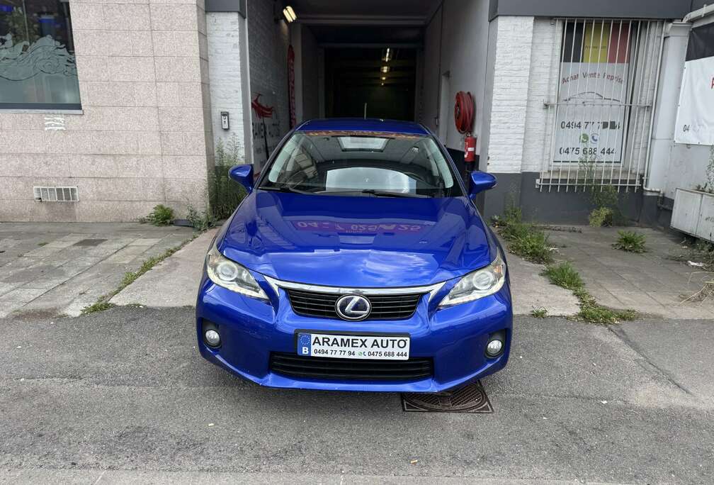 Lexus 1.8i Privilege Line E-CVT
