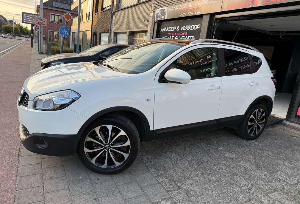 Nissan Qashqai 1.6 dCi 2WD Executive+18\'\'+AVM ISS
