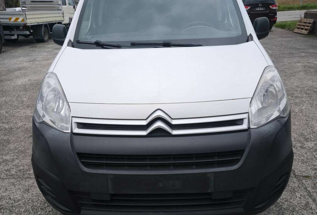 Citroen 1600  hdi 2016 230000 km 3 places