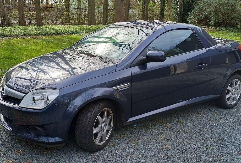 Opel Tigra Twintop 1.3 DT CDTi 16v Enjoy