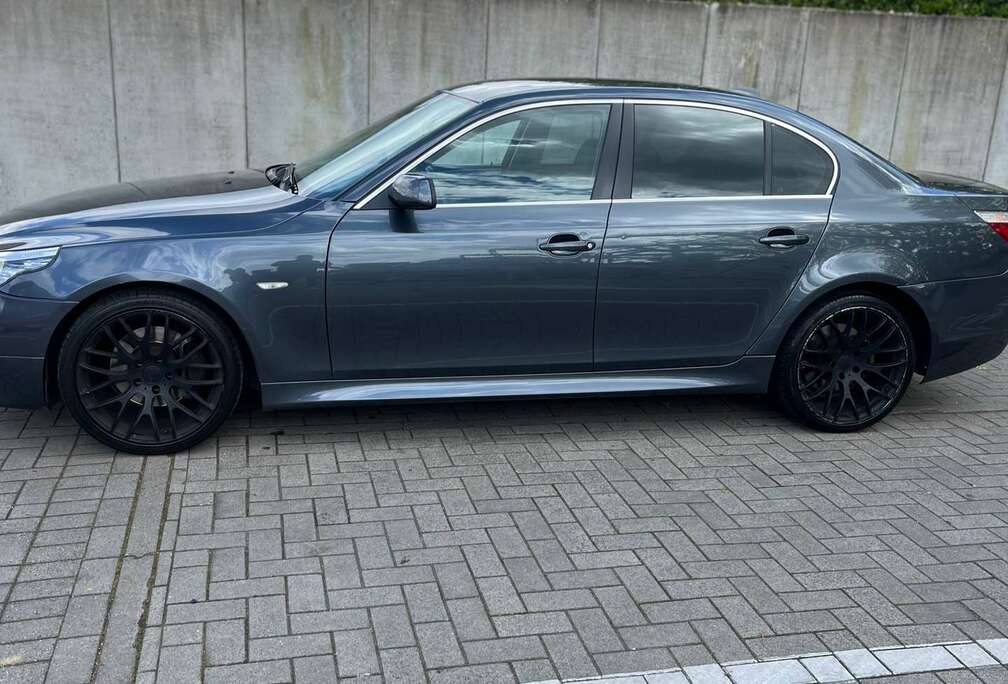 BMW 525i Sport