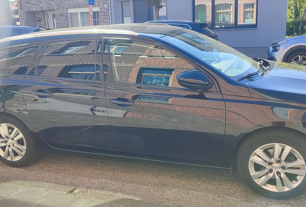 Peugeot 308 SW 1.2 PureTech Active (EU6.3)