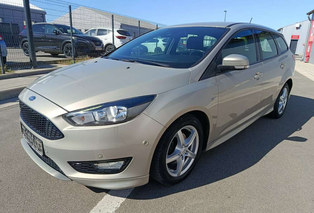 Ford Focus 1.0 EcoBoost ST Line