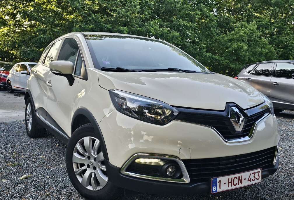 Renault 0.9 TCe * 1 MAIN * LED+NAVI+CRUISE.C+P RADAR+...*