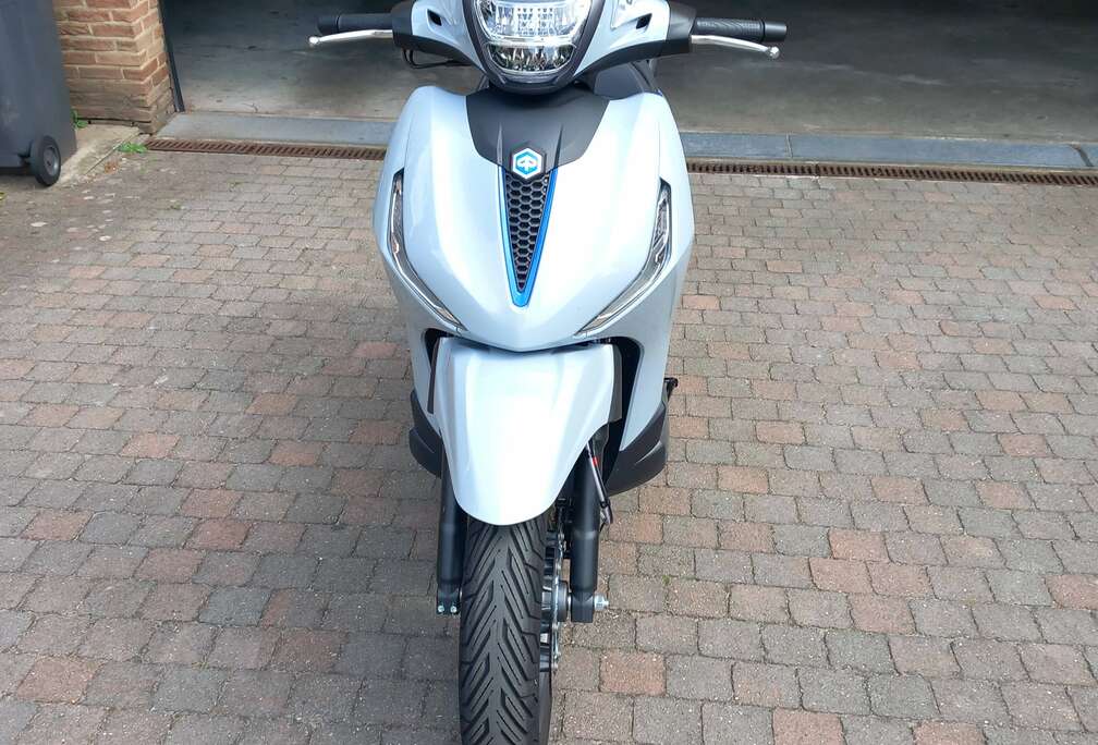 Piaggio HPE