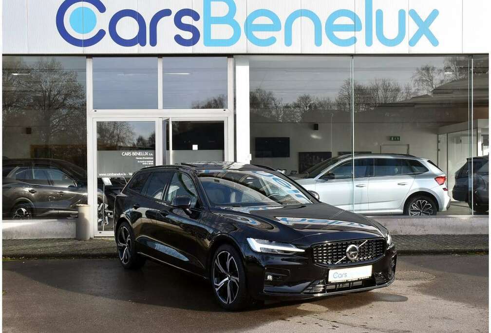 Volvo 2.0 B4 Plus Dark Gear. CUIR MEM PANO CAM360 HARMAN