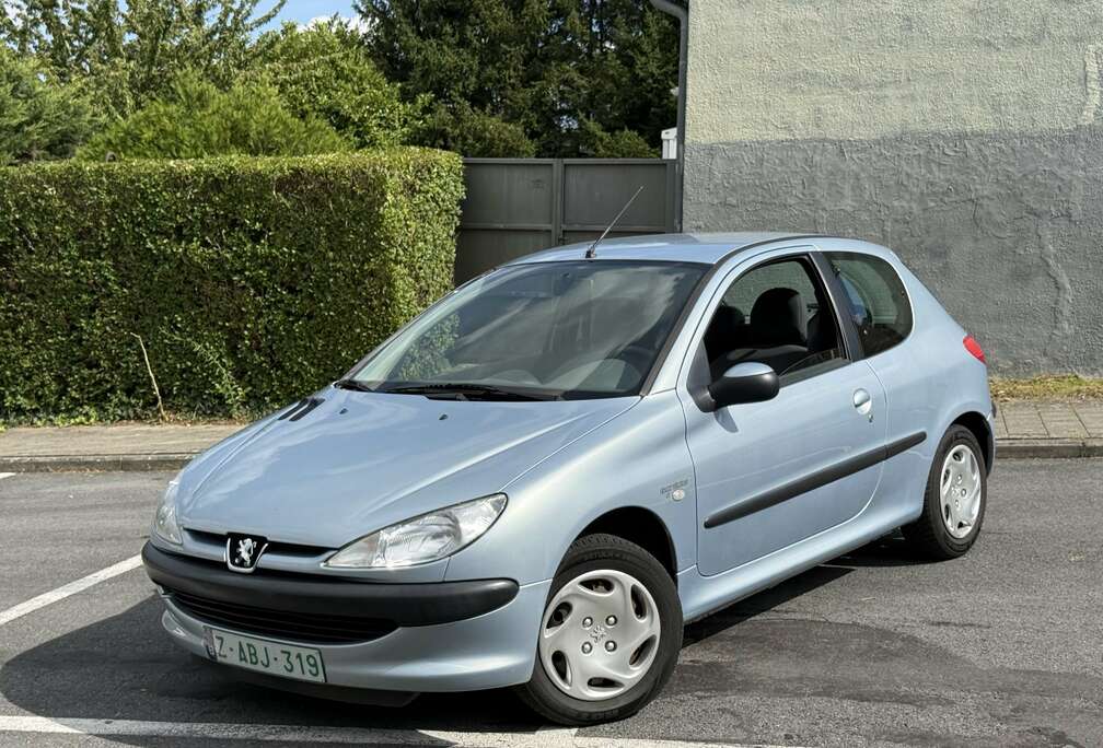 Peugeot 1.1i Enfant Terrible 64300km GARANTIE 1 AN