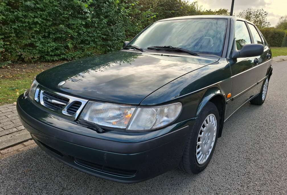 Saab 2.0i Pack + Full Options