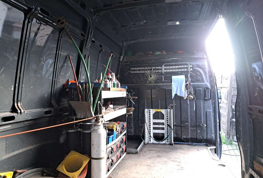 Iveco Daily 35S21V 3.0 Turbo TST Hi-Matic (3520L)