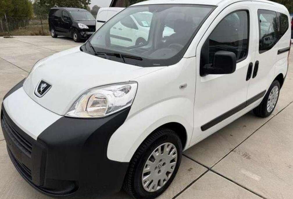 Peugeot Bipper Tepee 1.4 ESSENCE 5 PLACES GARANTIE 1AN