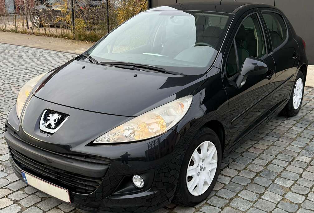 Peugeot 207 Plus