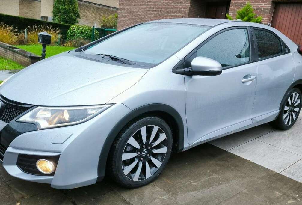 Honda 1.8i vtec automatic 1eig 105.000km euro6 nieuwe