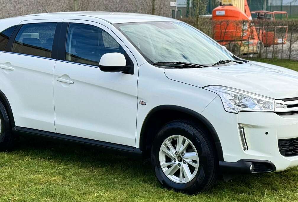 Citroen 1.6i 2WD Exclusive