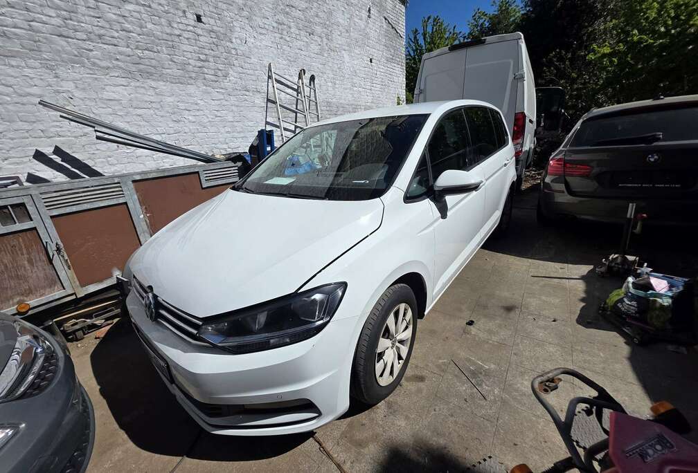 Volkswagen 2.0 TDi SCR Highline DSG (EU6.2)