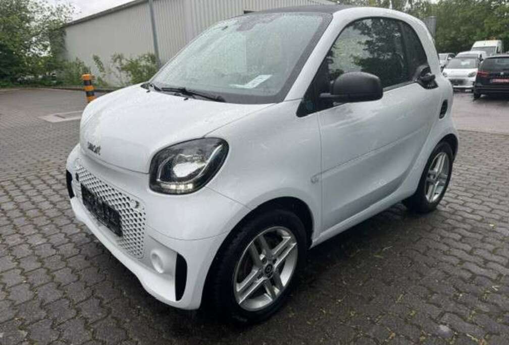 Smart SMART FORTWO EQ COUPE BLUETOOTH LED AUTOMATIK