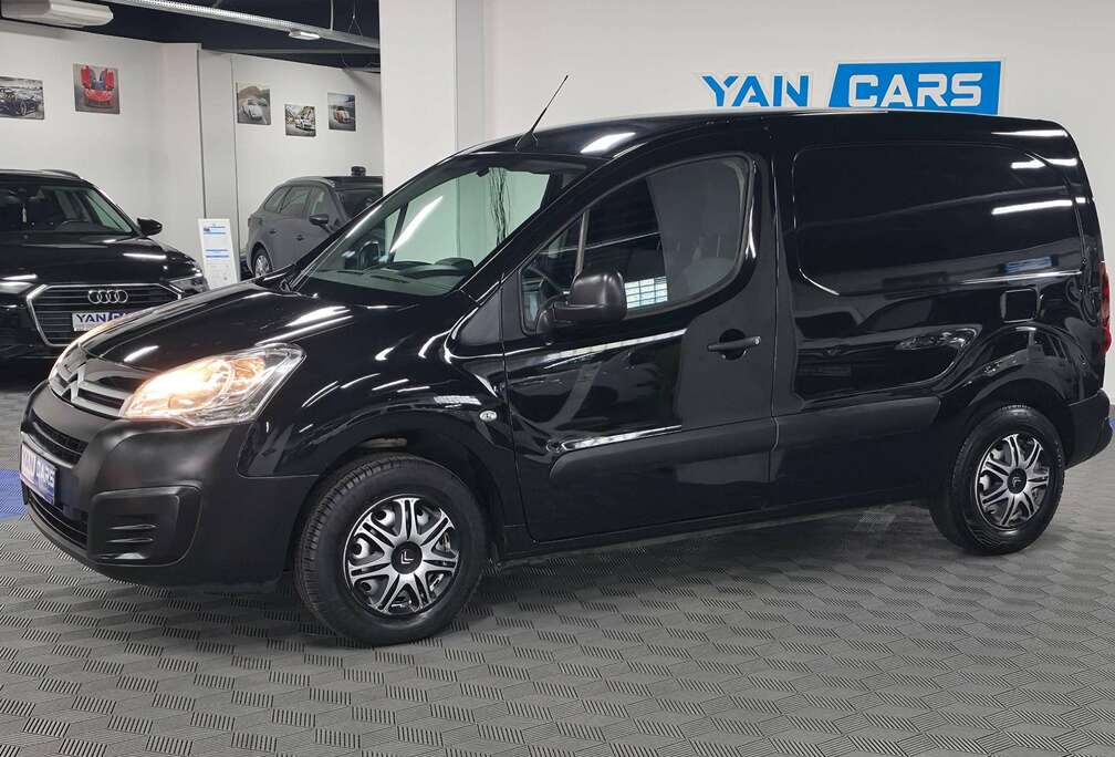 Citroen 1.6 DIESEL  3PL  ATTELAGE  GRIP CONTROL  CARPLAY  CAMERA  56 400 KM  TVA RECUP.