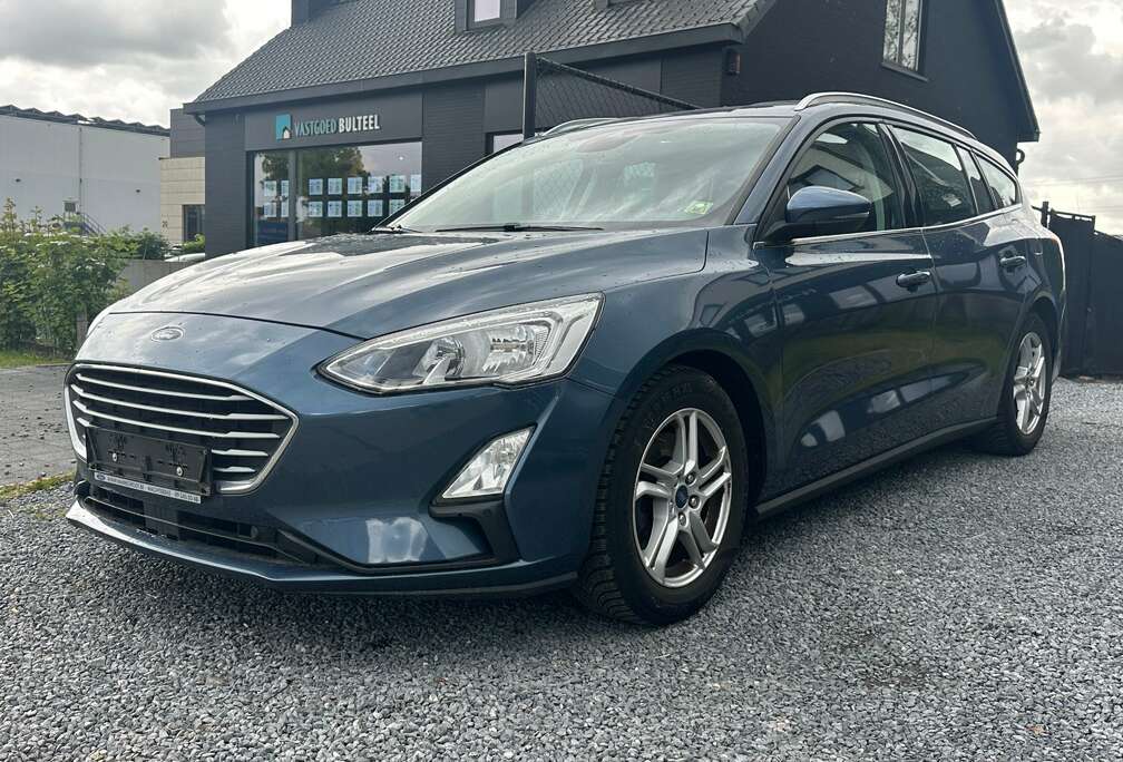 Ford Focus 1.5 diesel *Apple CarPlay*Android play*Trekhaak*