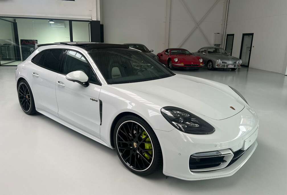 Porsche Panamera 4 e-Hybrid Sp.Tur.Plat.Ed. 2.9 V6 Bi-Turbo PHEV PDK softclose pano 21 sport velgen