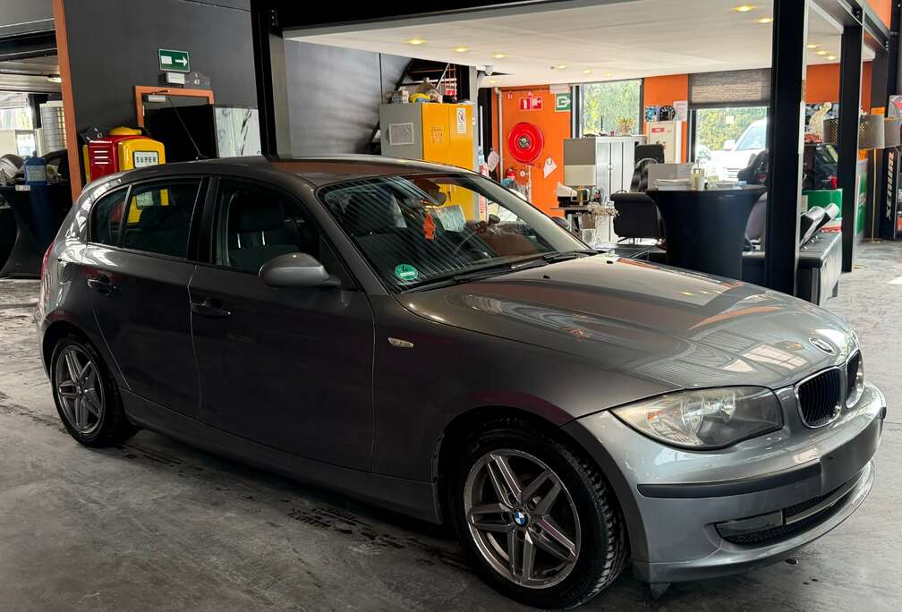 BMW 116i 1.6 essence/ Airco