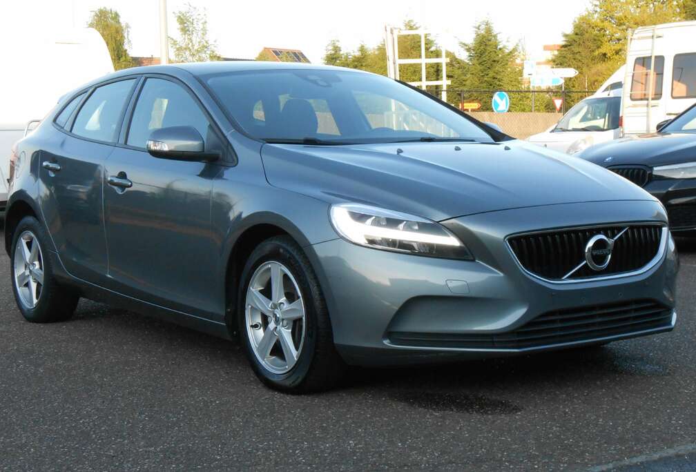 Volvo V40 D2 Powershift Navi Cruise