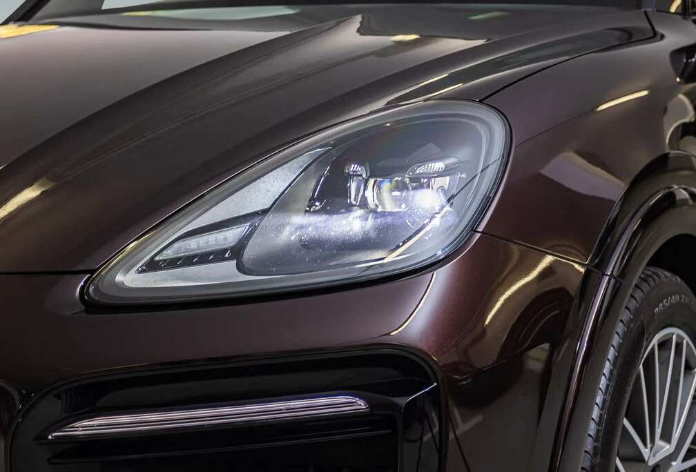 Porsche Hybride Megafull option Porsche garanti Mahagonimetallic