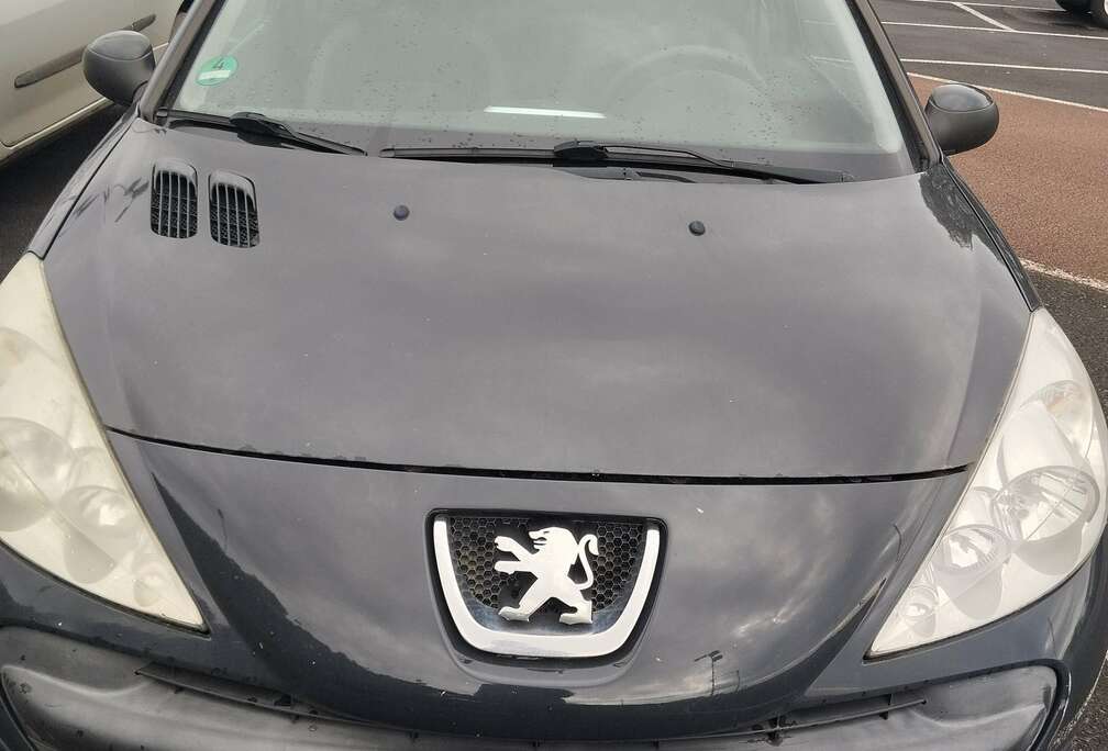 Peugeot 1.1i Trendy