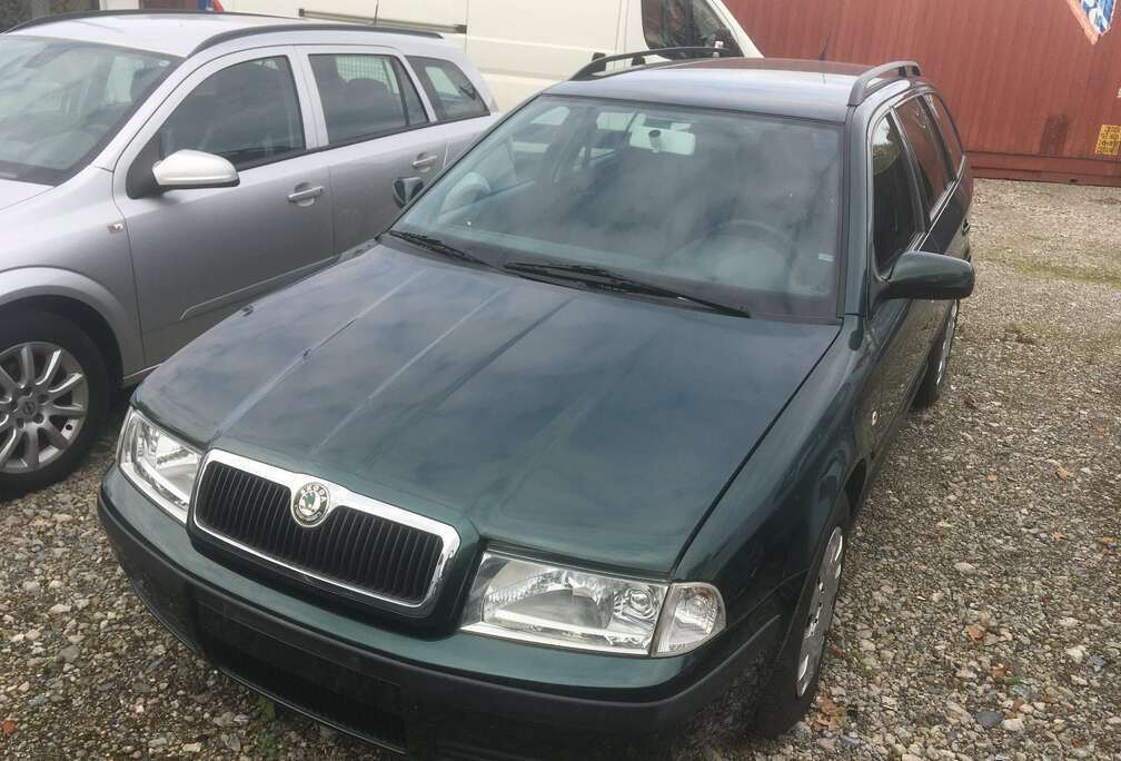 Skoda Octavia Combi 1.6 Team Edition